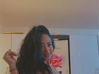 Luxuryebony69